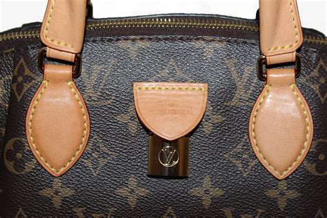 louis vuitton rivoli pm review